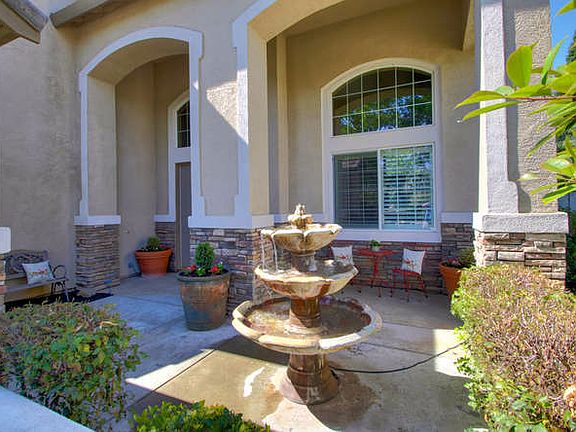 3rd image of 2808 Buckminster Dr
