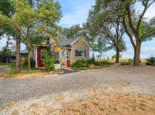 11827 N Dover Rd, Nine Mile Falls, WA 99026