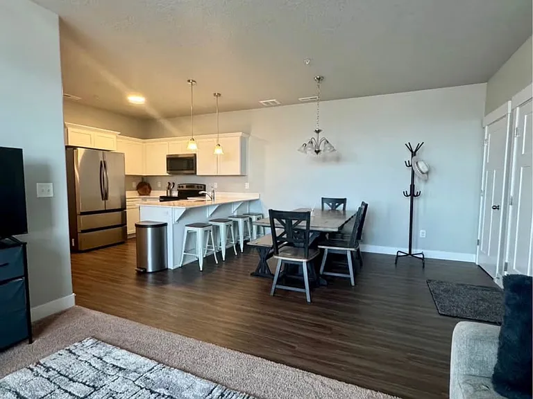 881 N Coulsen Dr #I204 — Photo 13