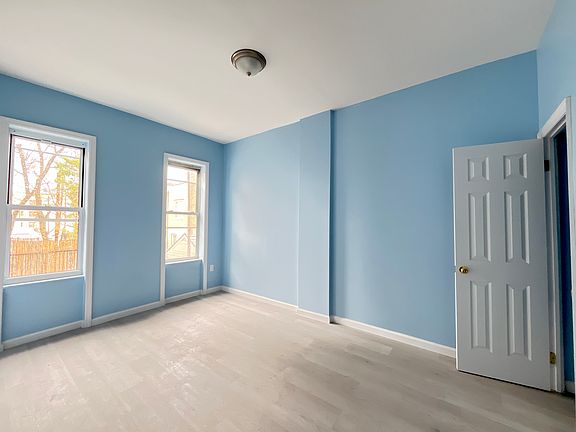 3rd image of 14-29 26th Ave #1A