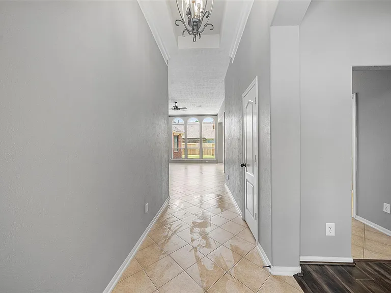24910 Crystal Stone Ln — Photo 33