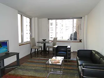 Rented by Boulevard Residentials