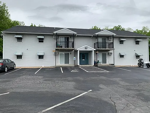 14860-14876 Sherwood Dr - 14864 Photo 1