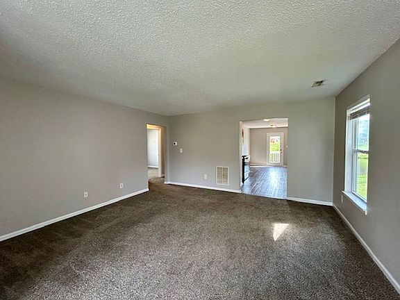 5th image of 515 Bridgestone Dr