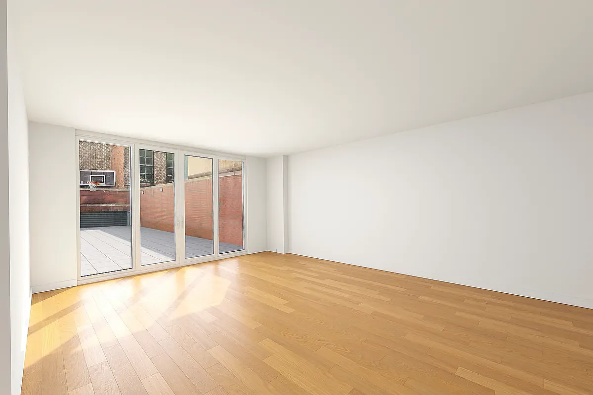 84 White Street — Photo 4
