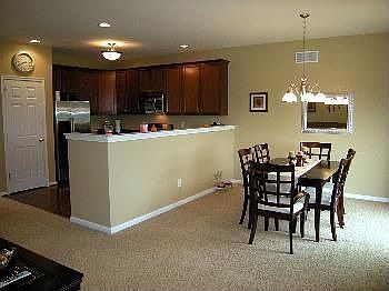 5th image of 1143 Tudor Dr