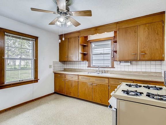 4th image of 432 S Fordham Ave