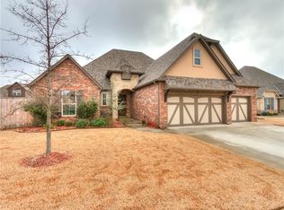13220 NW 5th St, Yukon, OK 73099