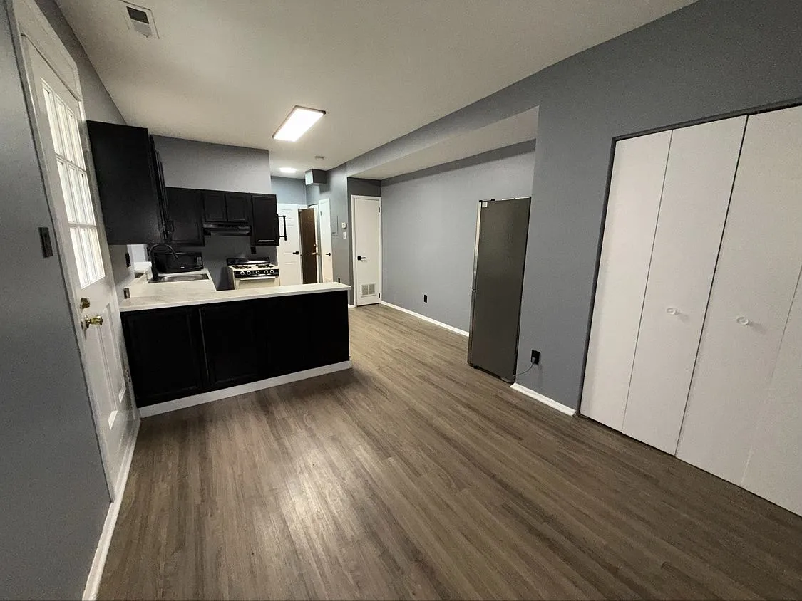 Studio, 450 sqft, $925 — Photo 1