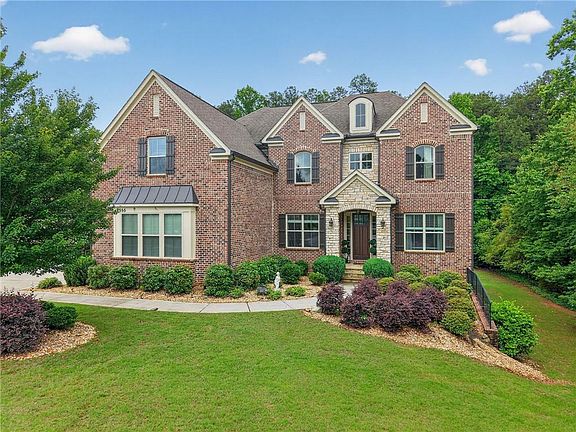 2nd image of 2555 Wood Fern Ln