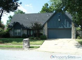 9624 E 25th Pl, Tulsa, OK 74129