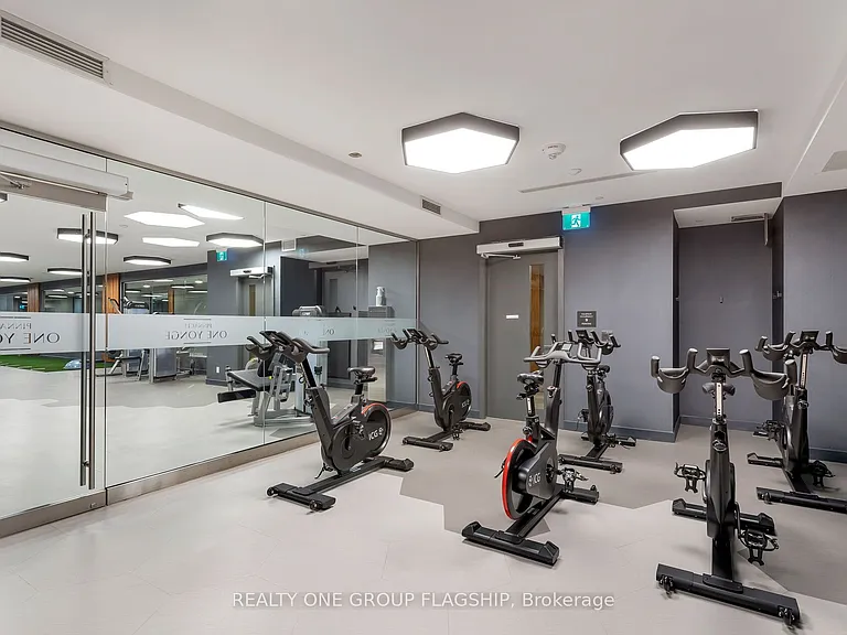 28 Freeland St #1609 — Photo 30