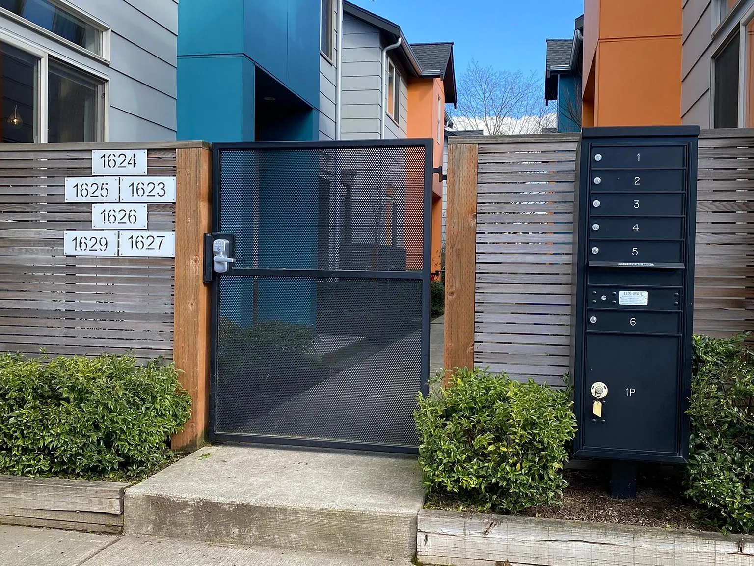 22nd Ave — Photo 2
