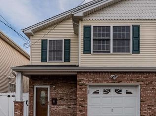 6 Mercer St, Carteret, NJ 07008