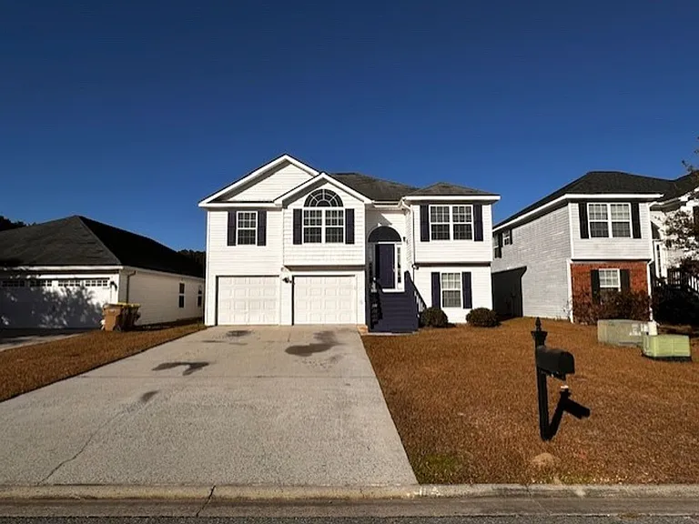 6 Springwater Dr — Photo 2