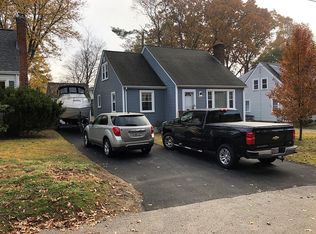 40 River St, Cranston, RI 02905