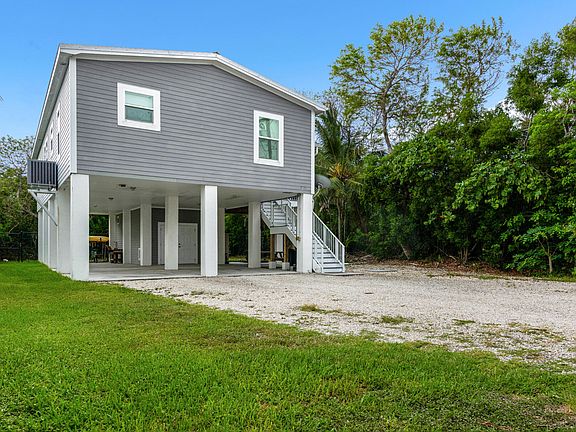 2nd image of 27024 Shannahan Rd
