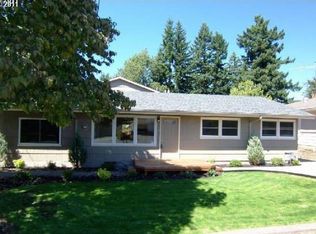 13717 SE Bush St, Portland, OR 97236