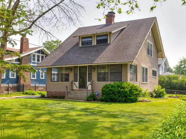929 35th St, Des Moines, IA 50312