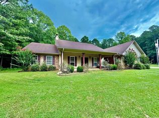 198 Reflection Dr, El Dorado, AR 71730