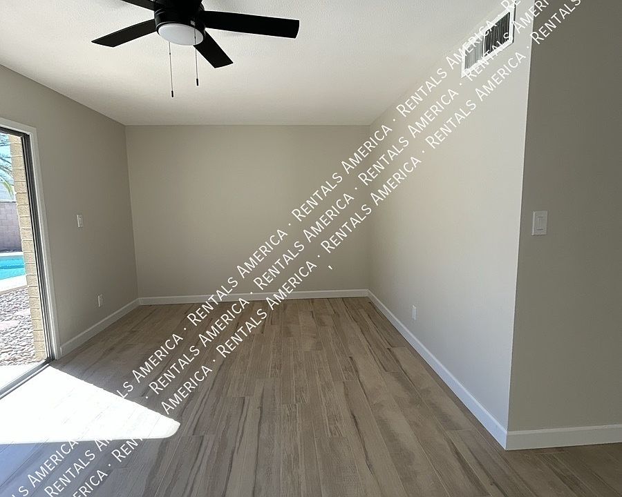 1st image of 1019 W Posada Ave