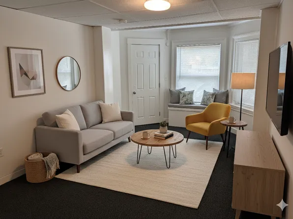 575 Main St #3A, Dennis Pt, MA 02639