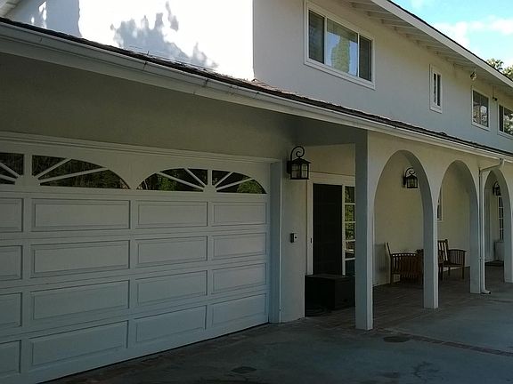 3rd image of 5025 Gaviota Ave