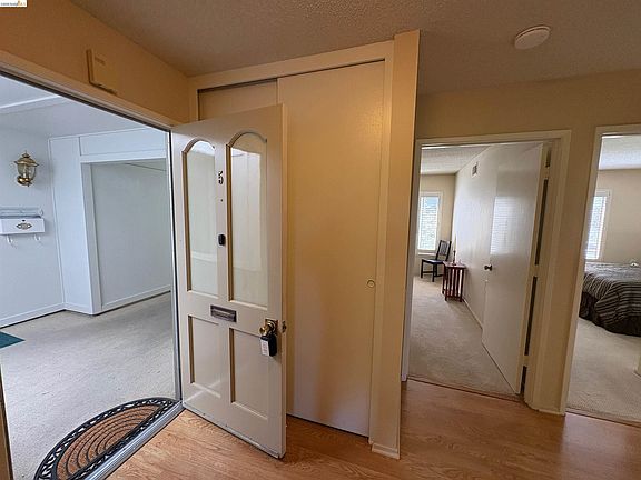 5th image of 1500 Rockledge Ln APT 5