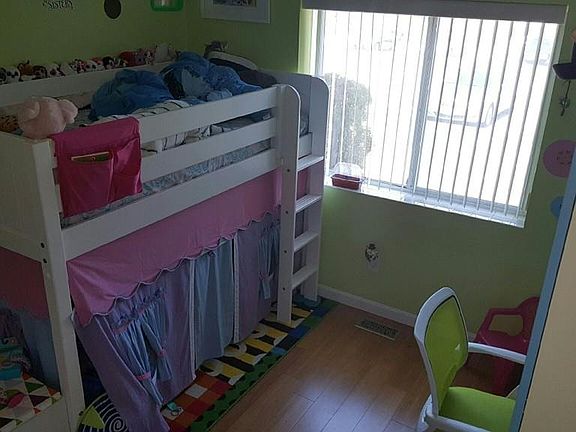 4th image of 36 Bayberry Dr APT 2