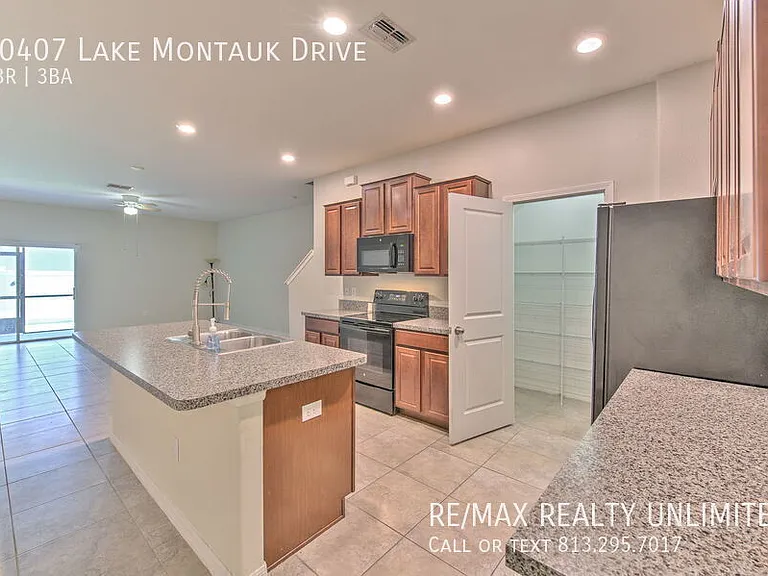 10407 Lake Montauk Dr — Photo 7