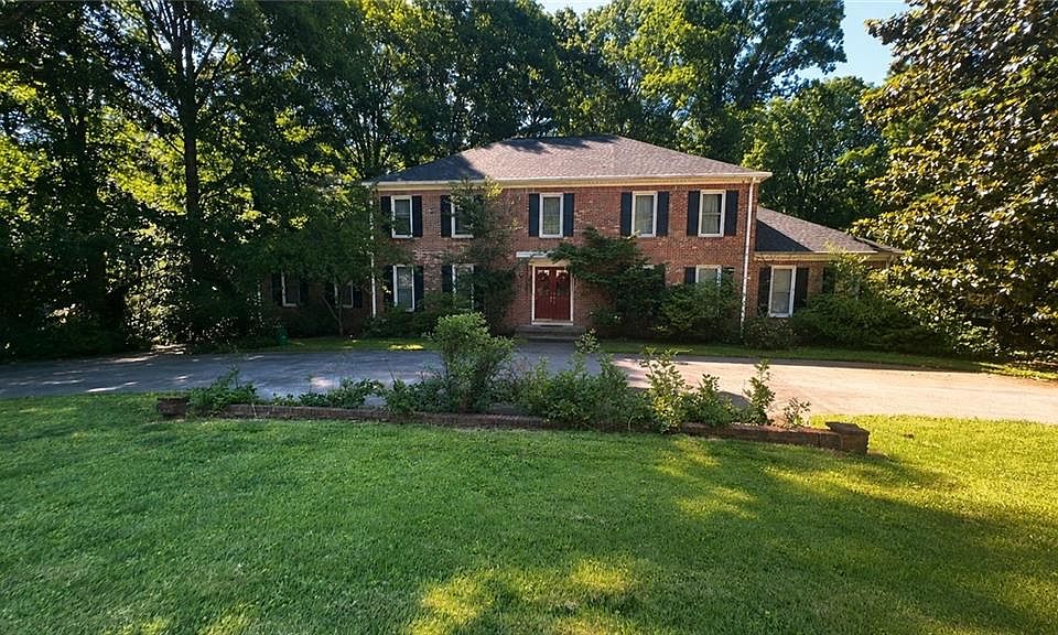 1st image of 5874 Musket Ln