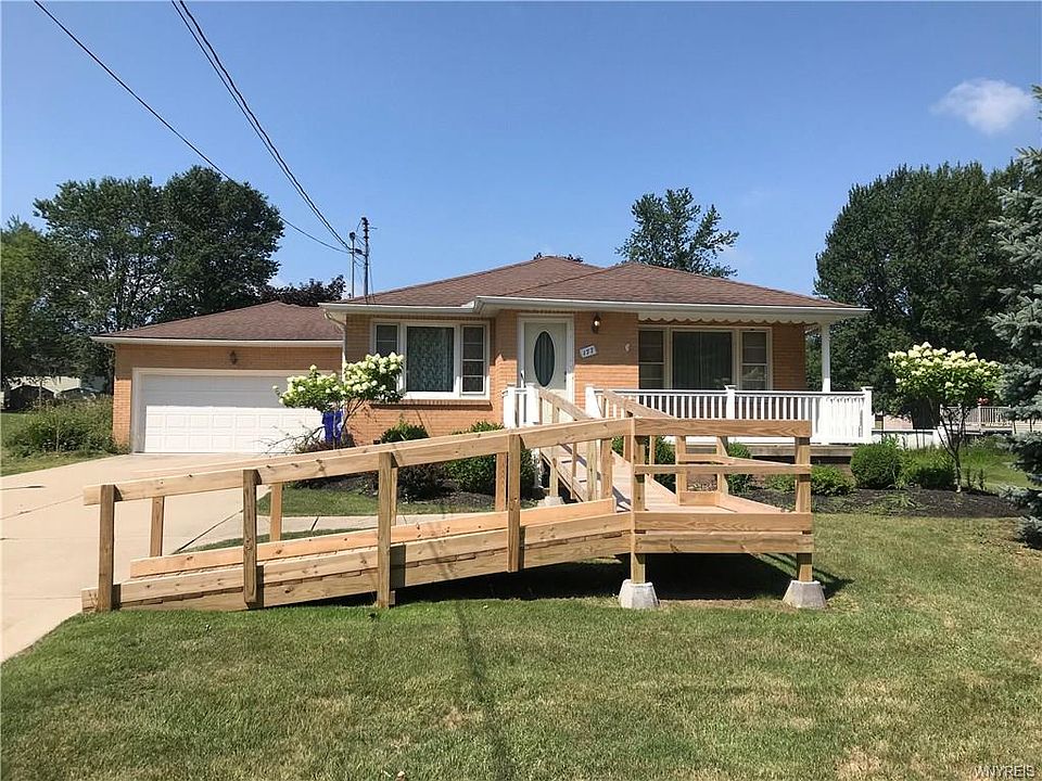 1st image of 177 Hyland Pl