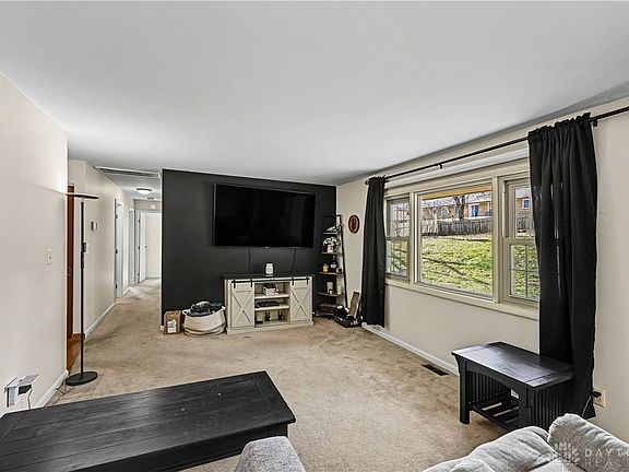 5th image of 4351 Sillman Pl