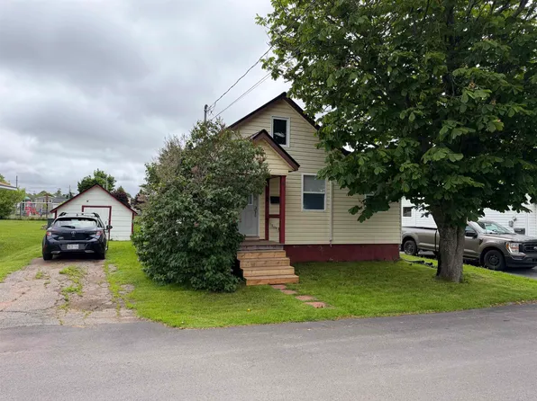 41 Park St, Summerside, PE C1N 3V2