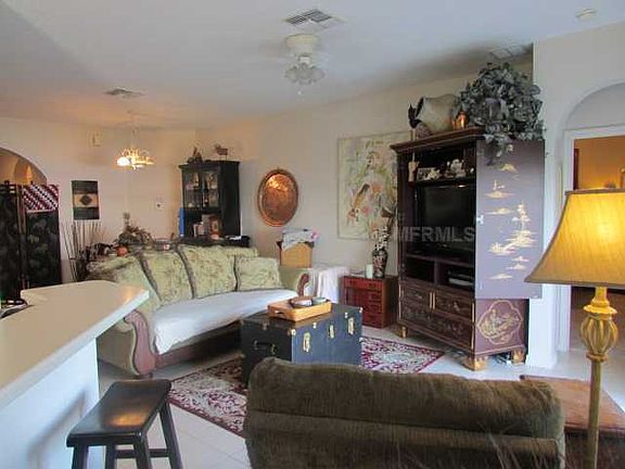 4th image of 1300 Kellogg Dr