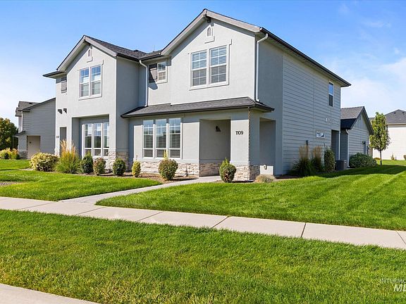 2nd image of 1109 N World Cup Ln
