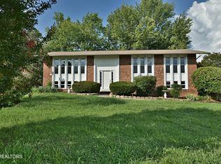7704 Whitcomb Rd, Powell, TN 37849