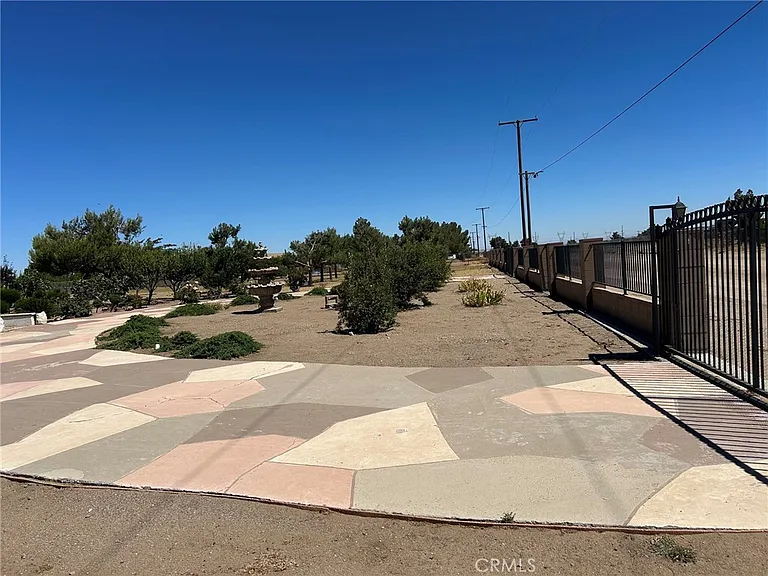 9408 La Cadena Ave — Photo 4