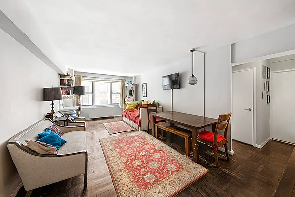 Rented by Compass | media 6