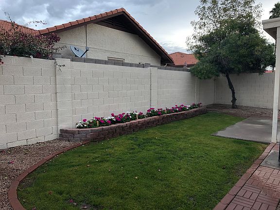 3rd image of 5140 E Catalina Ave