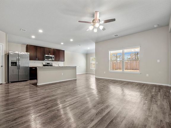 5th image of 15058 Paddock Point Ln