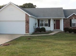 26359 Falling Leaf Dr, Warrenton, MO 63383