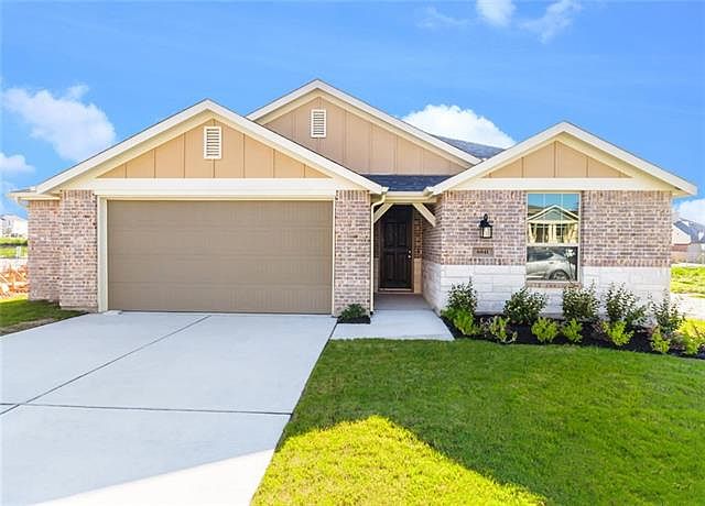1st image of 6841 Leonardo Dr