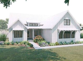 5099 Pine Island Dr NE, Comstock Park, MI 49321