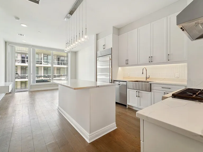 3 Somerset Ln #505 — Photo 6