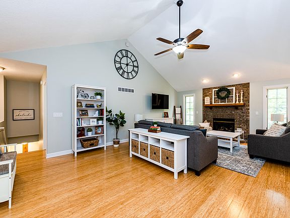 5th image of 9000 Southplain Dr