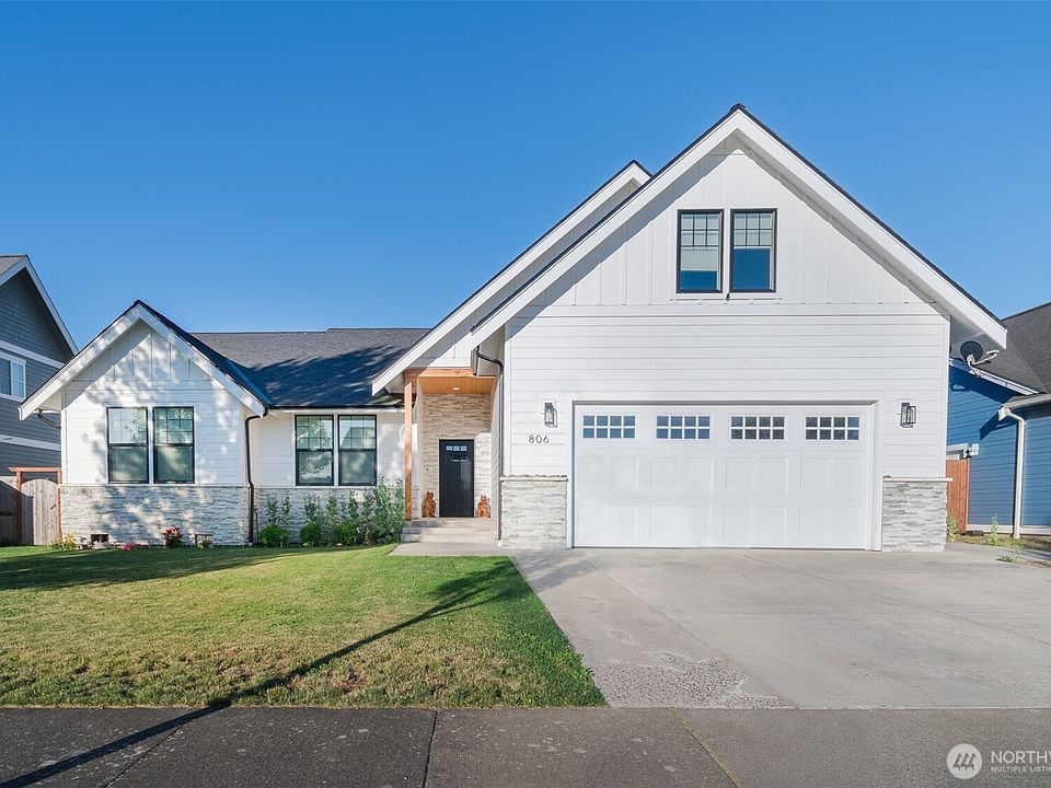 1st image of 806 Mapleridge Drive