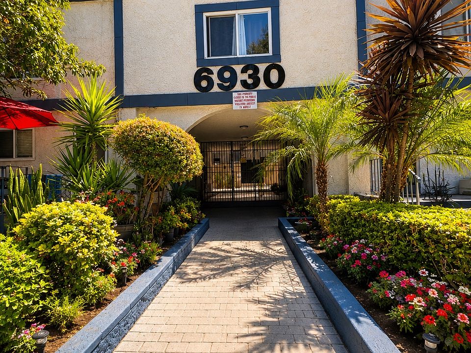 1st image of 6901 Lennox Ave #3