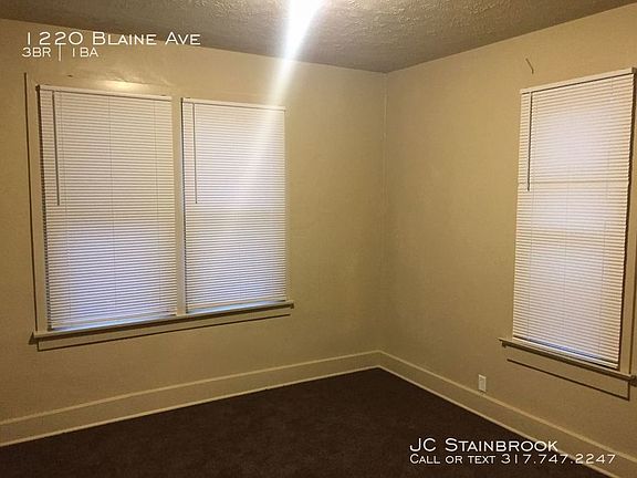 3rd image of 1220 Blaine Ave