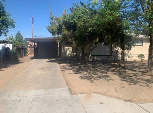 1154 N Hemlock Ave, Reedley, CA 93654